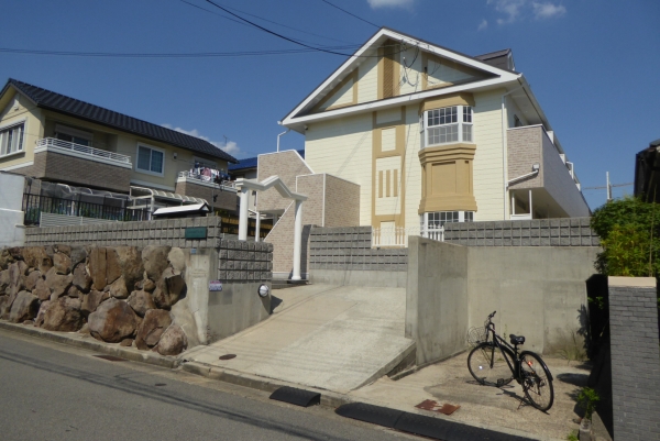 神戸市北区鈴蘭台南町の賃貸